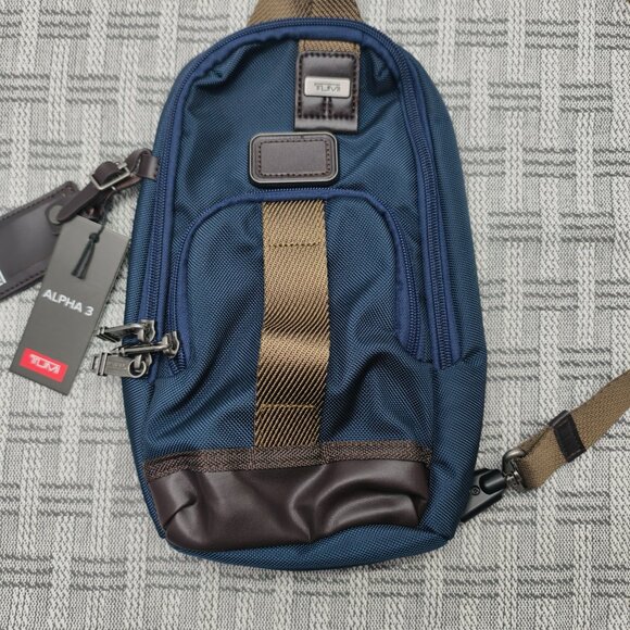 NWT Tumi Alpha Bravo Anti-Theft Chest Sling Bag | Tactical Blue Crossbody - Picture 3 of 7